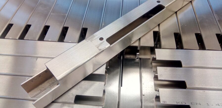 Struttura tubolare realizzata con laser tubo