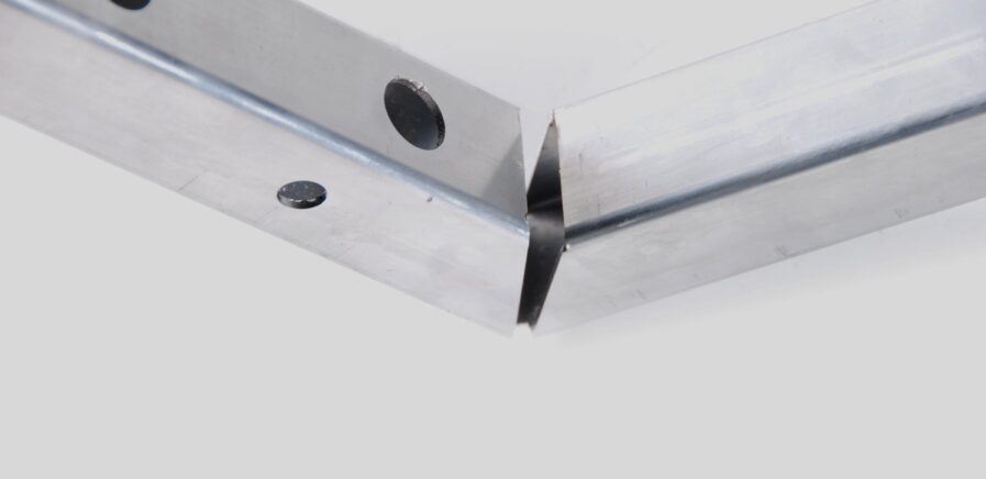 Taglio laser tubo per veicoli industriali