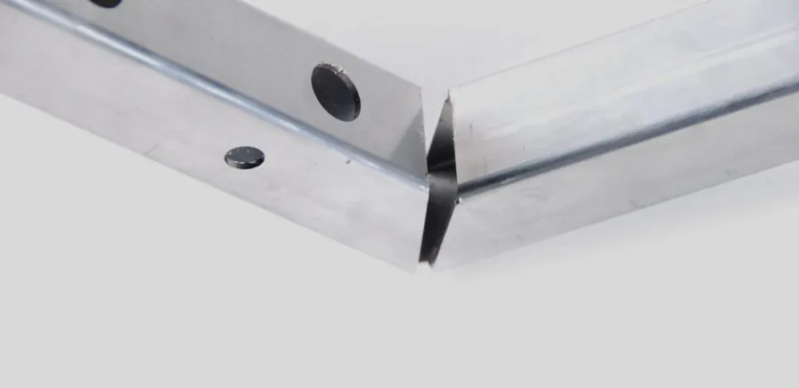 Taglio laser tubo per veicoli industriali