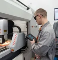 Spessori e materiali lavorabili con il taglio laser: acciaio, inox, alluminio e oltre