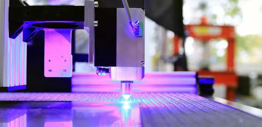 Il taglio laser dei metalli: la distribuzione del raggio
