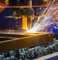 Taglio laser e nesting automatico: ridurre sfridi e accelerare la produzione
